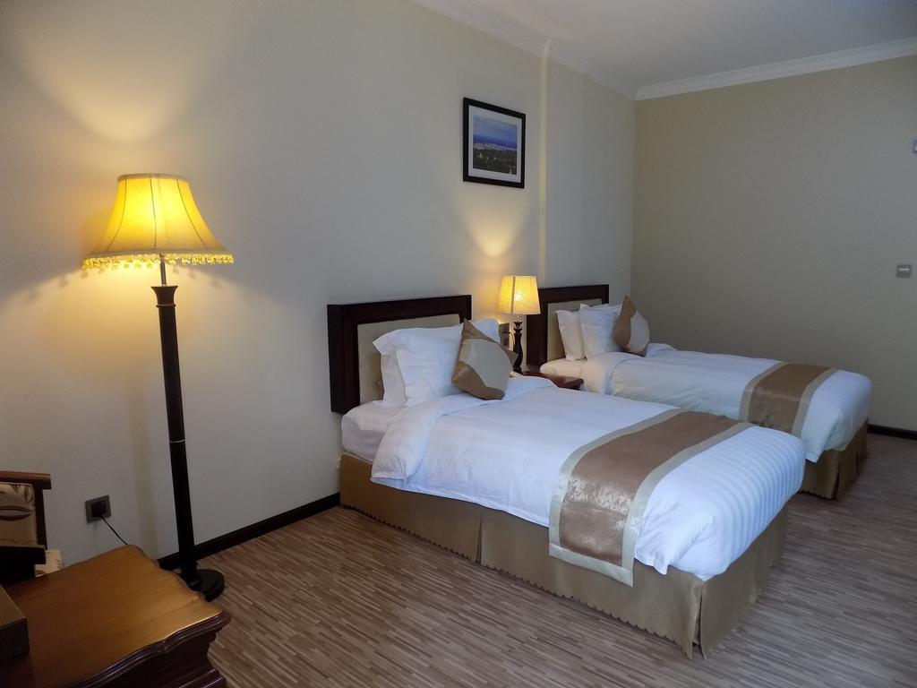 Victoria Palace Hotel Mandalay Ngoại thất bức ảnh